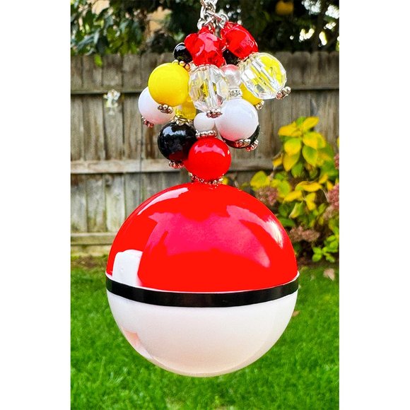 Pokemon Poke’ Ball Engagement Ring Box Keychain Purse Bag Charm - Picture 3 of 7
